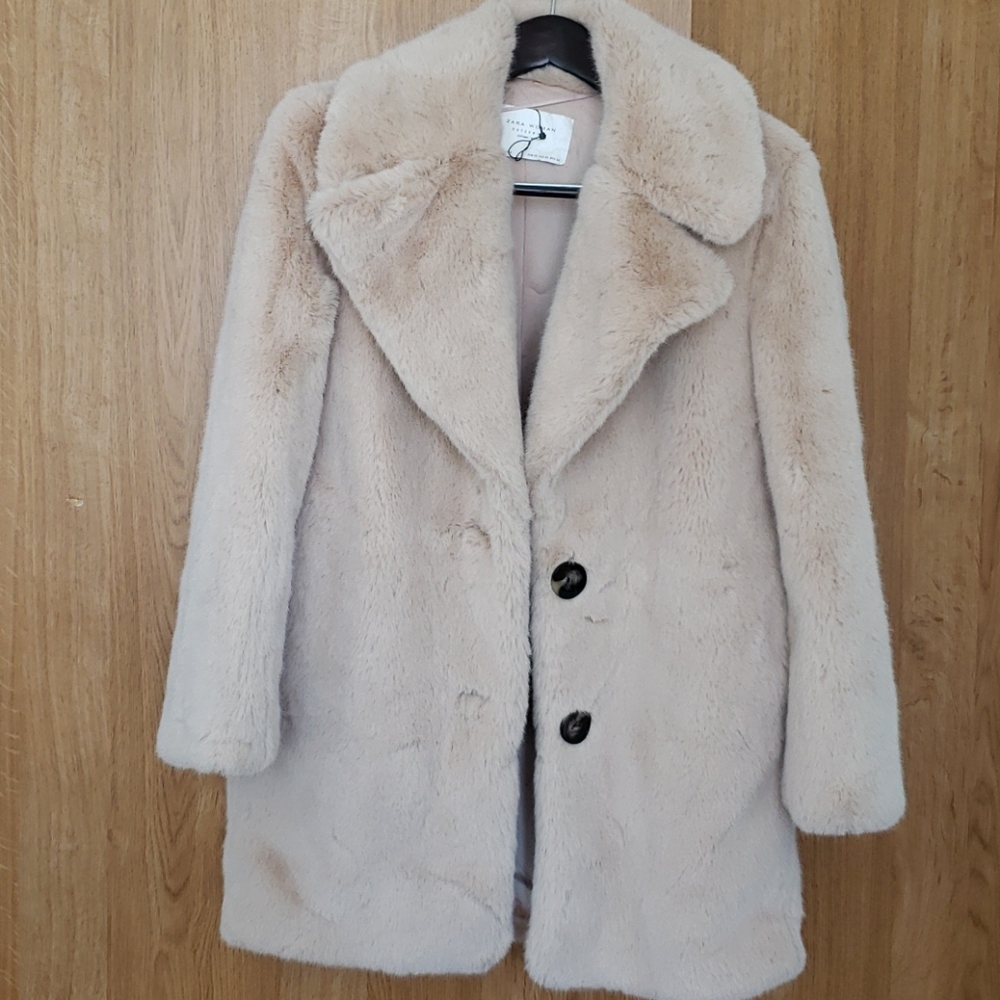 Zara Beige Pink Faux Fur Coat